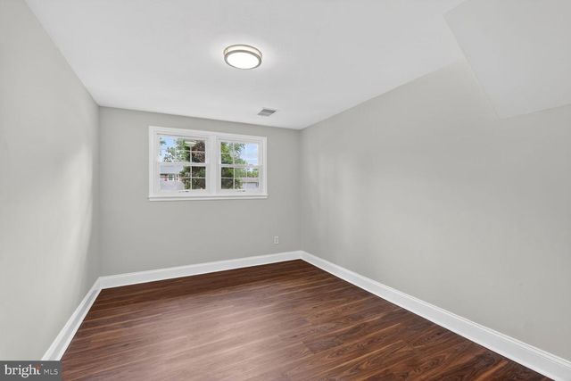8109 CARRICK LN, Springfield, VA 22151