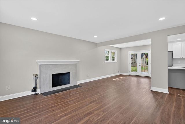 8109 CARRICK LN, Springfield, VA 22151