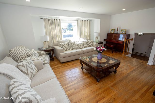 4 Avon Way, Parlin, NJ 08859