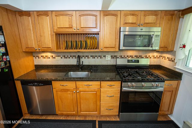 4 Avon Way, Parlin, NJ 08859