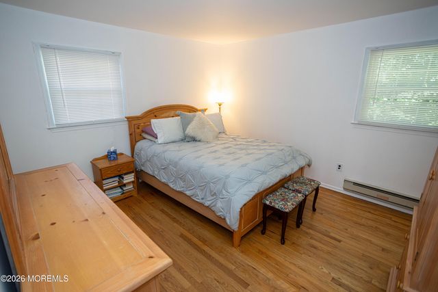 4 Avon Way, Parlin, NJ 08859