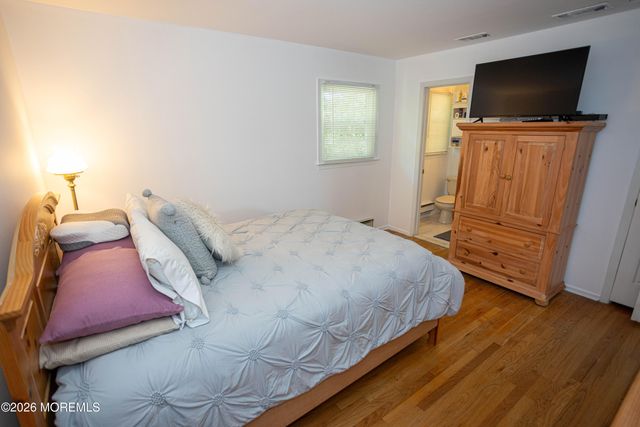 4 Avon Way, Parlin, NJ 08859