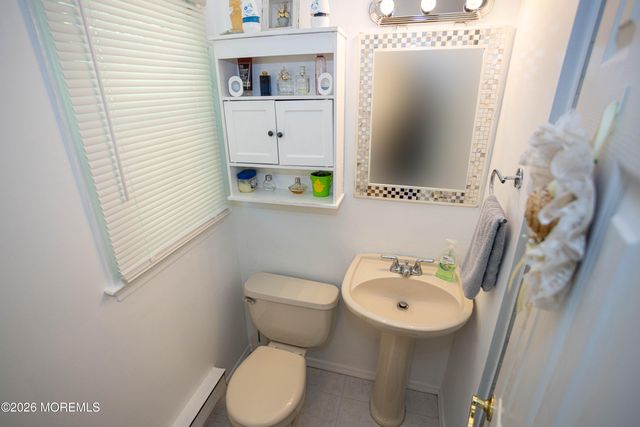4 Avon Way, Parlin, NJ 08859