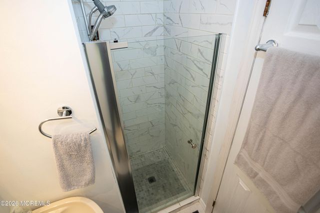 4 Avon Way, Parlin, NJ 08859