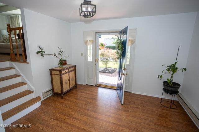 4 Avon Way, Parlin, NJ 08859