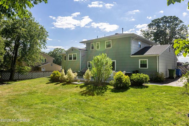 4 Avon Way, Parlin, NJ 08859