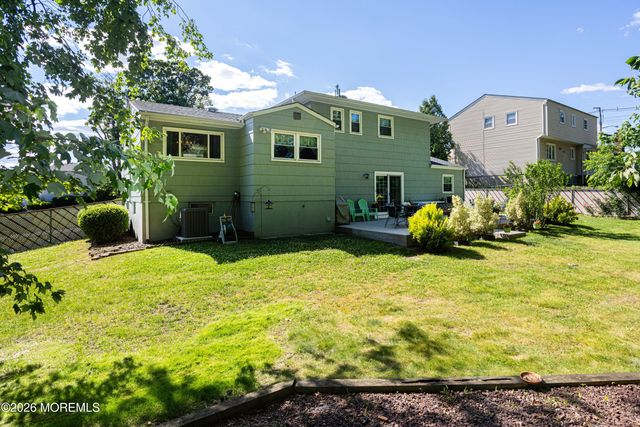 4 Avon Way, Parlin, NJ 08859