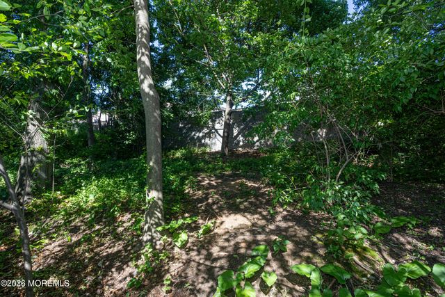 4 Avon Way, Parlin, NJ 08859