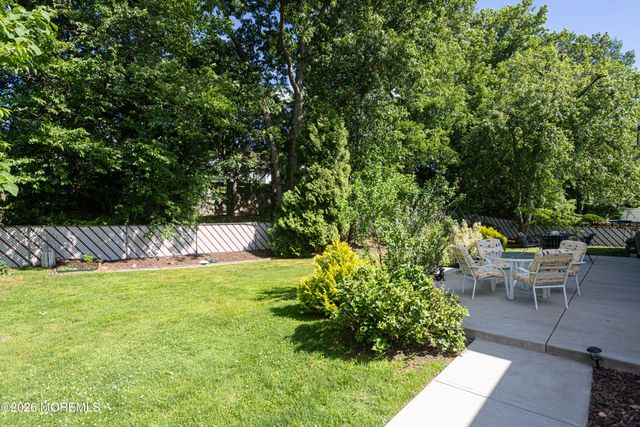 4 Avon Way, Parlin, NJ 08859