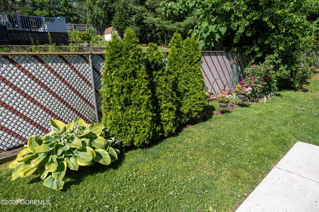 4 Avon Way, Parlin, NJ 08859