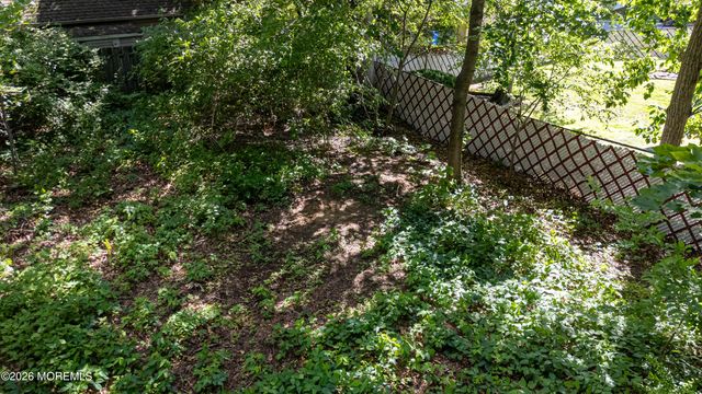4 Avon Way, Parlin, NJ 08859