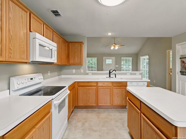 2765 Rocky Ridge Loop, Canyon Lake, TX 78133
