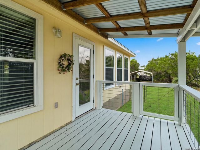 2765 Rocky Ridge Loop, Canyon Lake, TX 78133