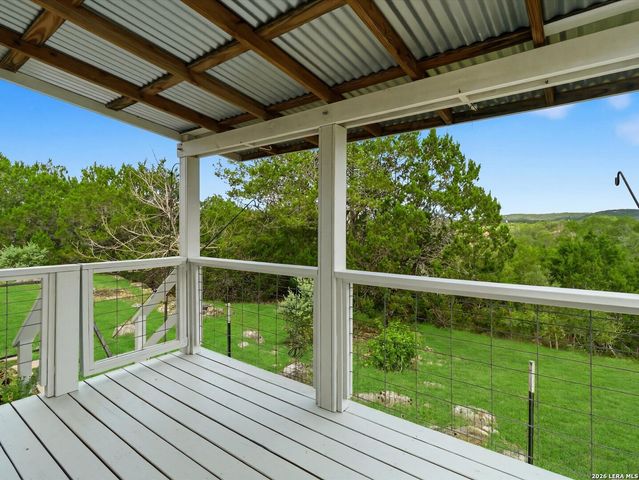 2765 Rocky Ridge Loop, Canyon Lake, TX 78133