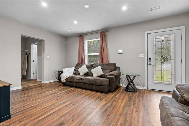 2818 E Washington ST, Suffolk, VA 23434