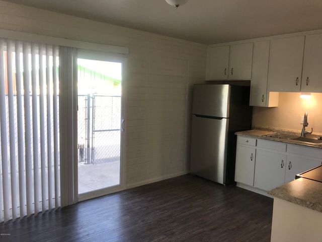 3717 E Lee St Apt 10, Tucson, AZ 85716
