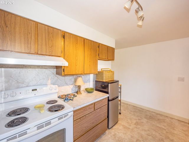 204 Ne 97TH Ave, Vancouver, WA 98664