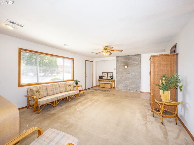 204 Ne 97TH Ave, Vancouver, WA 98664