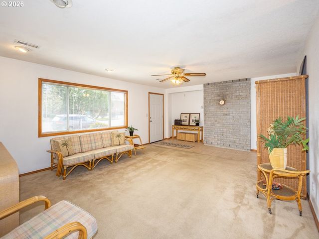 204 Ne 97TH Ave, Vancouver, WA 98664