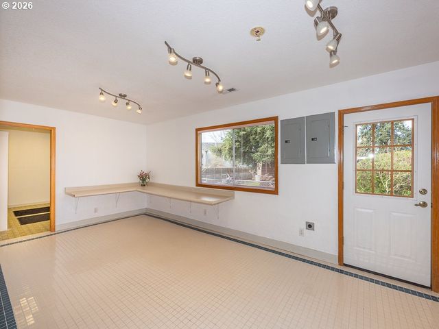 204 Ne 97TH Ave, Vancouver, WA 98664