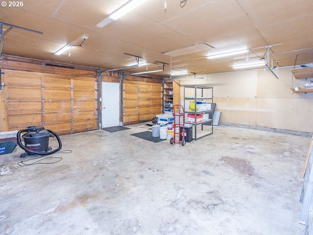 204 Ne 97TH Ave, Vancouver, WA 98664