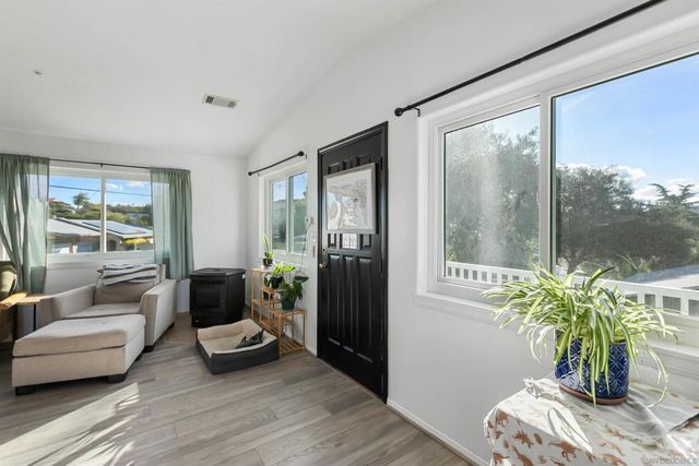 30028 Canvasback Dr, Campo, CA 91906