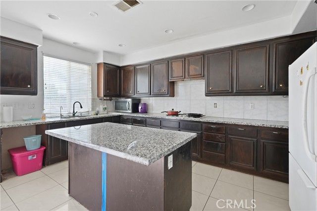 28385 Crispin, Moreno Valley, CA 92555