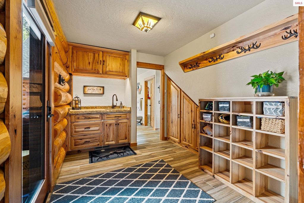 816 Ponderesa Ranch Road, Sagle, ID 83860 photo 35