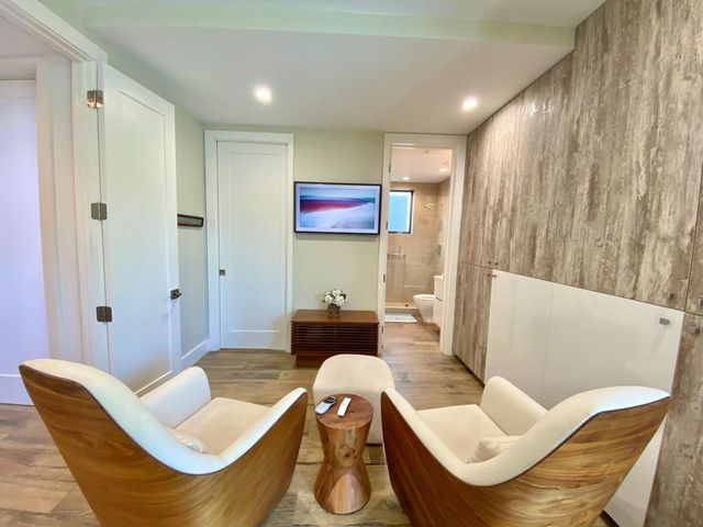 348 Balboa Street, Hollywood, FL 33019