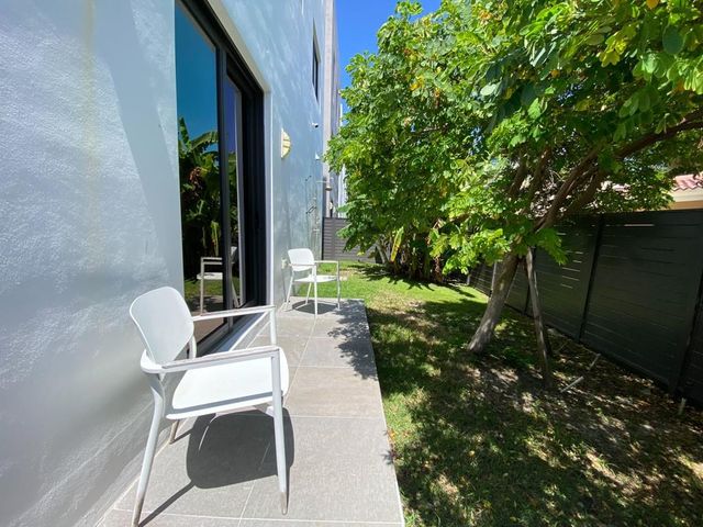 348 Balboa Street, Hollywood, FL 33019