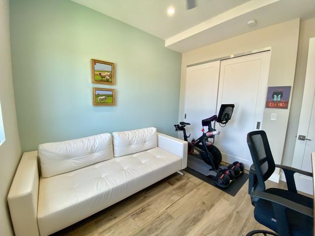 348 Balboa Street, Hollywood, FL 33019