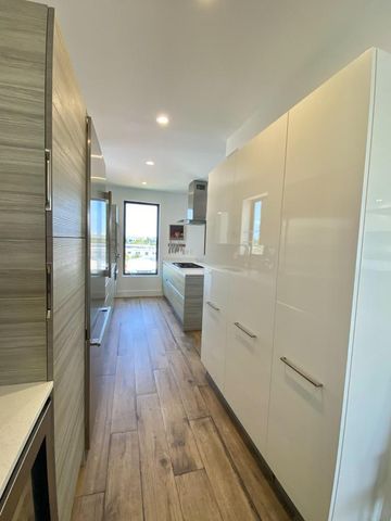 348 Balboa Street, Hollywood, FL 33019