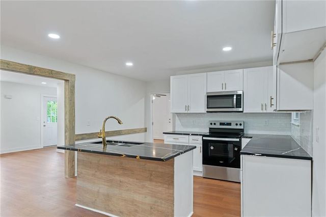 472 Rigby NE Street, Marietta, GA 30060