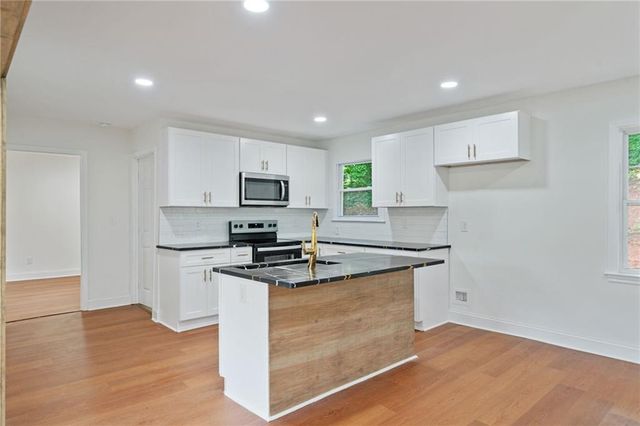 472 Rigby NE Street, Marietta, GA 30060