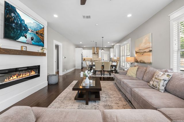 1502 NOLAN ST, San Antonio, TX 78202