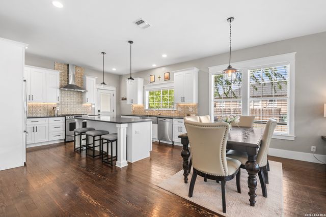 1502 NOLAN ST, San Antonio, TX 78202