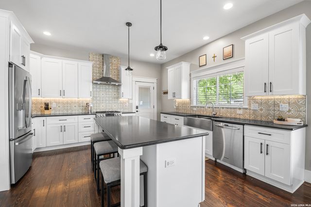 1502 NOLAN ST, San Antonio, TX 78202