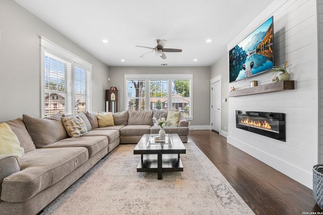 1502 NOLAN ST, San Antonio, TX 78202