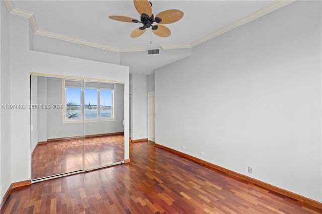 888 Brickell Key Dr 408, Miami, FL 33131