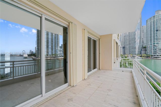 888 Brickell Key Dr 408, Miami, FL 33131