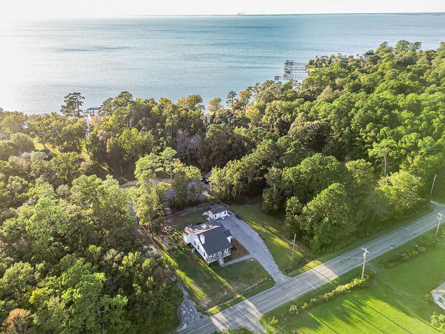 505 Butter Road, Bonneau, SC 29431