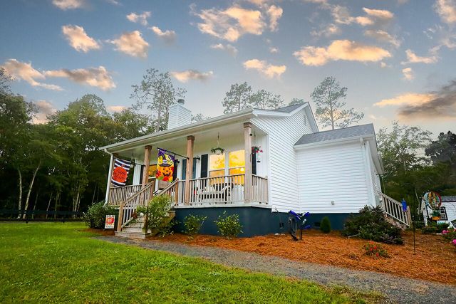 505 Butter Road, Bonneau, SC 29431