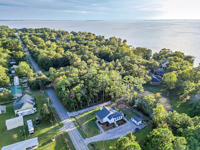 505 Butter Road, Bonneau, SC 29431