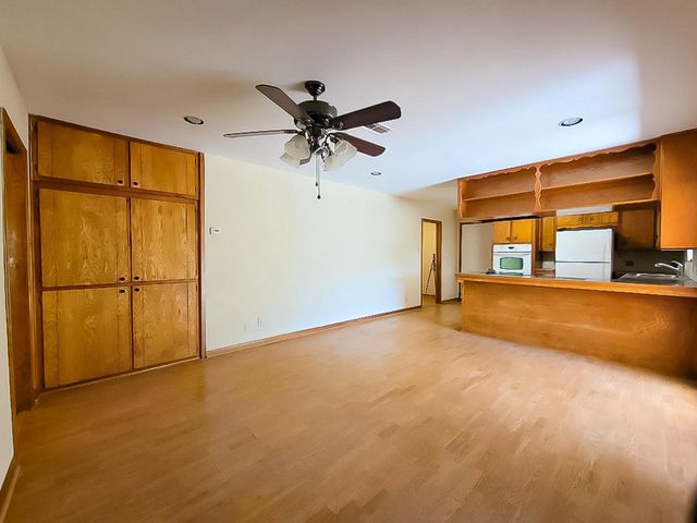 1124 Harrison Lane, Hurst, TX 76053