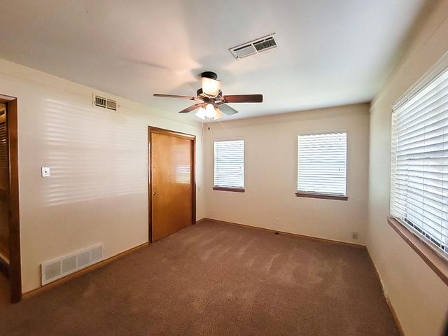 1124 Harrison Lane, Hurst, TX 76053