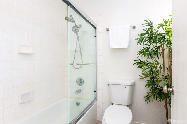 116 Jerrold Avenue, San Francisco, CA 94124