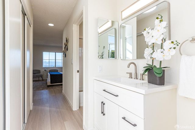 116 Jerrold Avenue, San Francisco, CA 94124