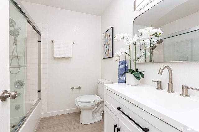 116 Jerrold Avenue, San Francisco, CA 94124