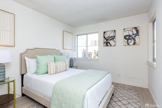 116 Jerrold Avenue, San Francisco, CA 94124