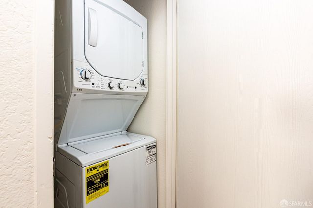 116 Jerrold Avenue, San Francisco, CA 94124